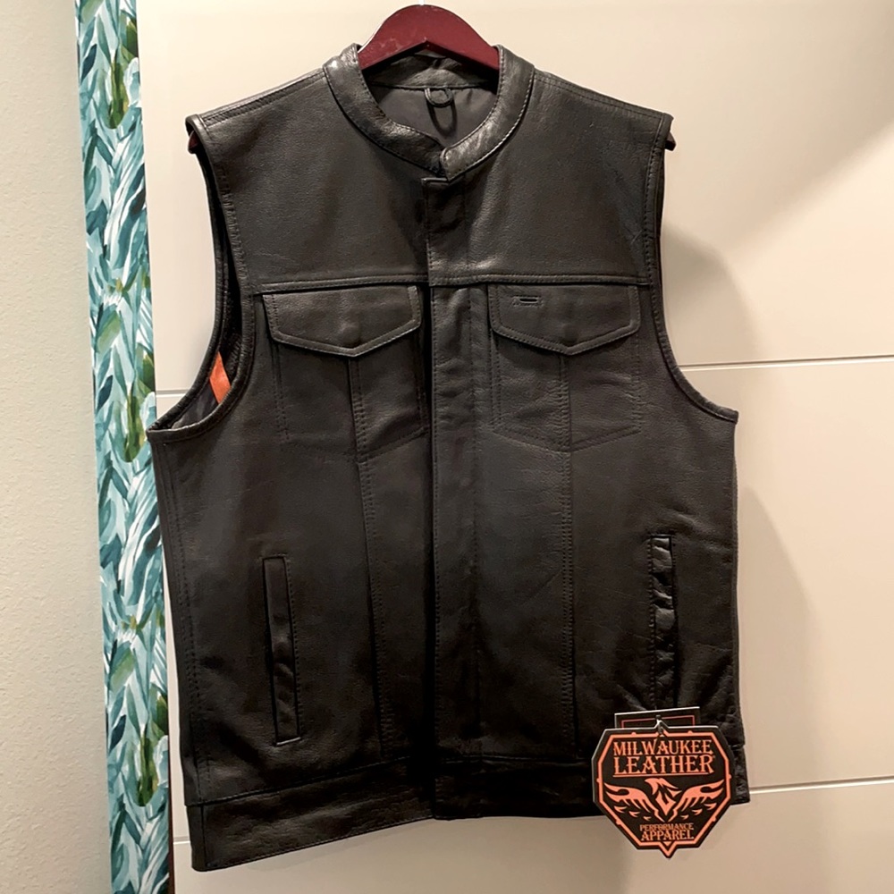 Motorcycle riding leather vest